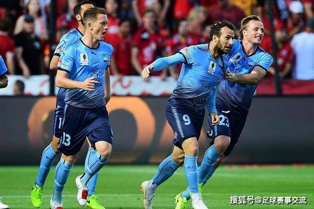 中国男篮首战结束 这6人已确定离队，焦泊乔虽砍11分 依旧难以留下